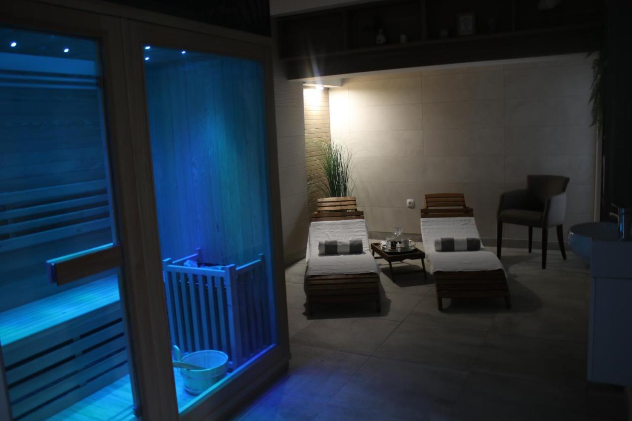 Hotel Bozikovina 3 ポドストラナ エクステリア 写真